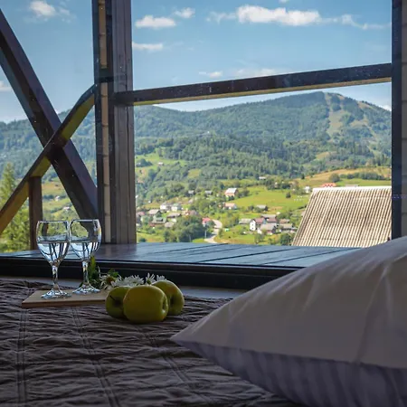 Gasthof Lisoviy Zatyshok, Z Vidkrutum Litnim Baseynom,чан-джакузі Slawske