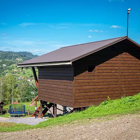 Lisoviy Zatyshok, Z Vidkrutum Litnim Baseynom,чан-джакузі *