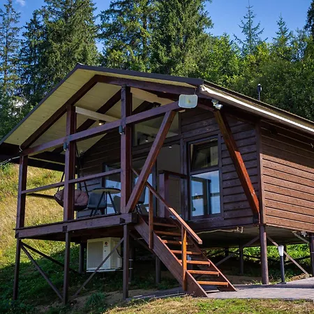 Gasthof Lisoviy Zatyshok, Z Vidkrutum Litnim Baseynom,чан-джакузі Slawske