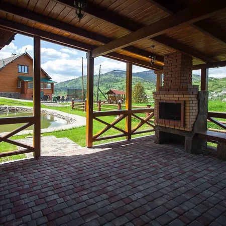 Gasthof Lisoviy Zatyshok, Z Vidkrutum Litnim Baseynom,чан-джакузі *