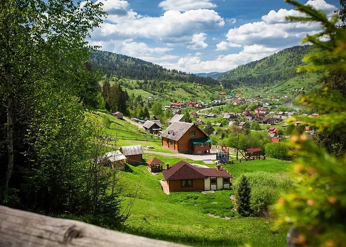 Inn Lisoviy Zatyshok, Z Vidkrutum Litnim Baseynom,чан-джакузі